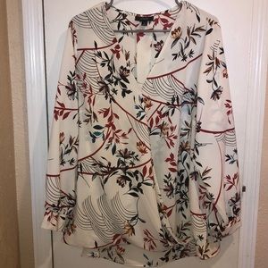 Beautiful Alfani blouse. New no tags.